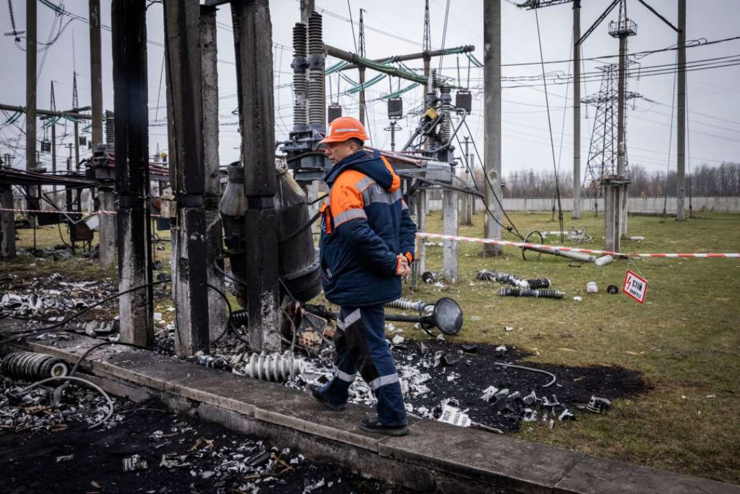 С 10 октября рф выпустила по объектам энергетики более 1000 ракет и БПЛА, — Укрэнерго/Фото: Getty Images С 10 октября рф выпустила по объектам энергетики более 1000 ракет и БПЛА, — Укрэнерго/Фото: Getty Images