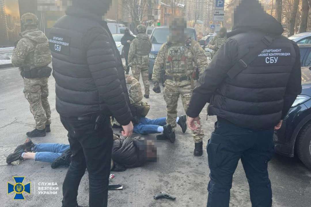 Правоохоронці ліквідували ще чотири схеми для ухилянтів у різних регіонах України