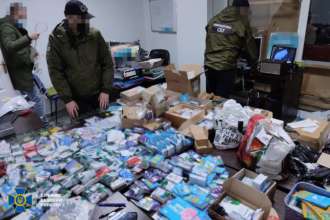 СБУ ліквідувала ботоферму проросійських інтернет-пропагандистів/Фото: СБУ СБУ ліквідувала ботоферму проросійських інтернет-пропагандистів