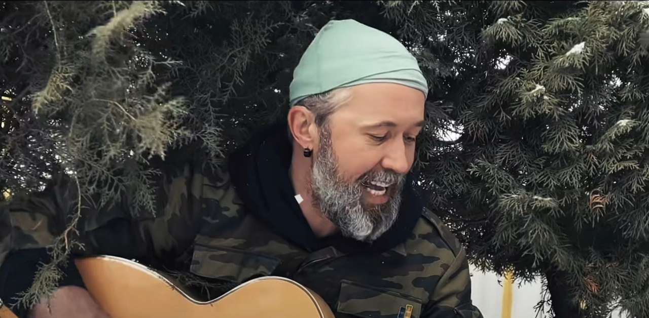 Сергій Бабкін випустив новий трек про війну в Україні Фото: Скріншот з відео Сергій Бабкін випустив пісню "Я - солдат"