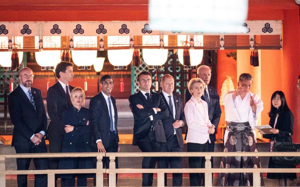 G7