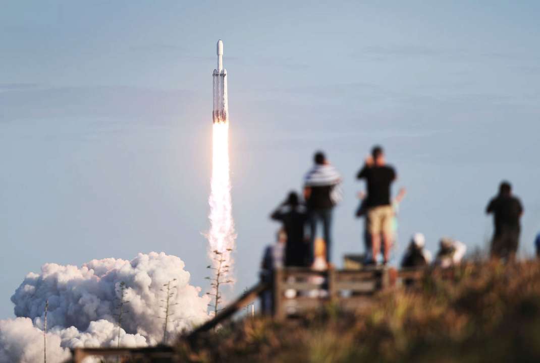 Ракета Vega C впала через 2 хвилини після старту/Фото: Getty Images