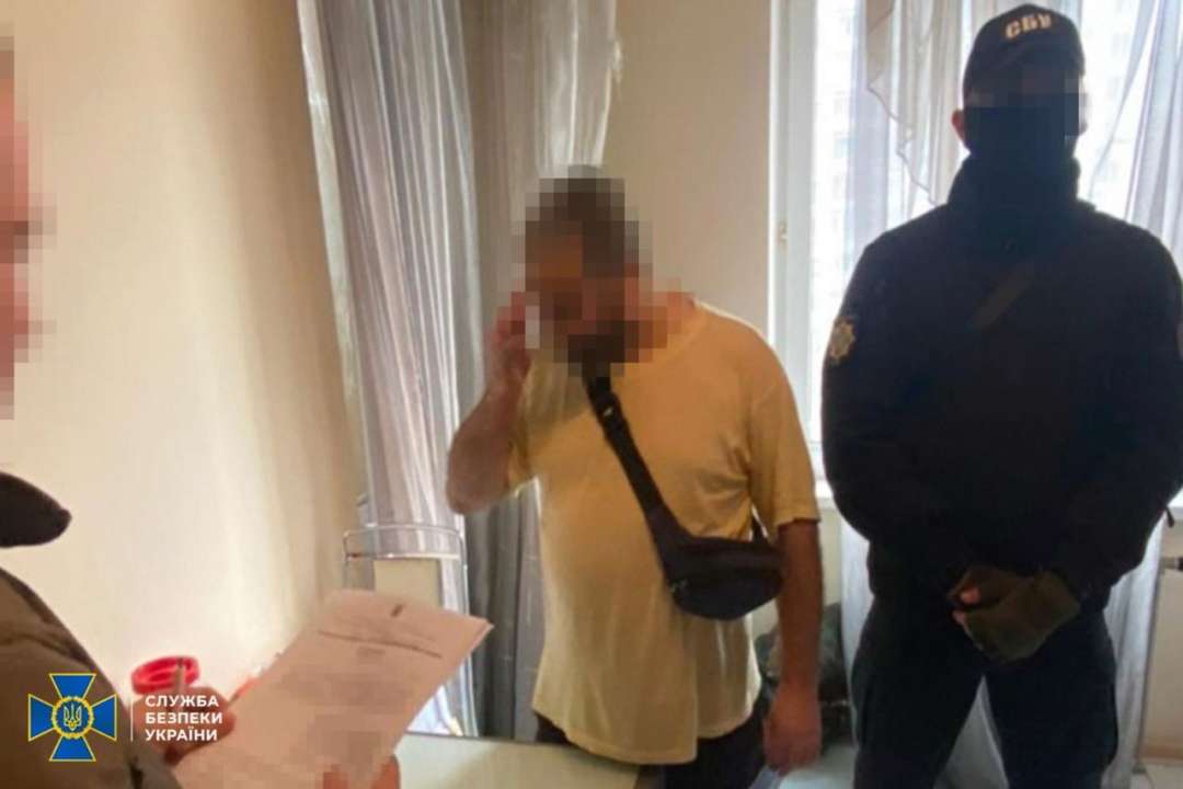 СБУ сообщила о подозрении блогеру-провокатору из Киева СБУ разоблачила скандального столичного блогера, который провоцировал военнослужащих