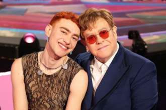 Элтон Джон поздравил Олли Александера с проходом на Евровидение / Фото: Instagram/eltonjohn "Буду болеть за тебя": Элтон Джон поздравил Олли Александера с проходом на Евровидение