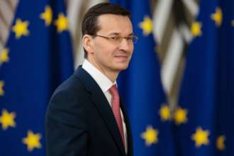 Польша предложила ЕС ввести пошлину для стран, покупающих нефть у рф/Фото: Getty Images Польша предложила ЕС ввести пошлину для стран, покупающих нефть у рф/Фото: Getty Images