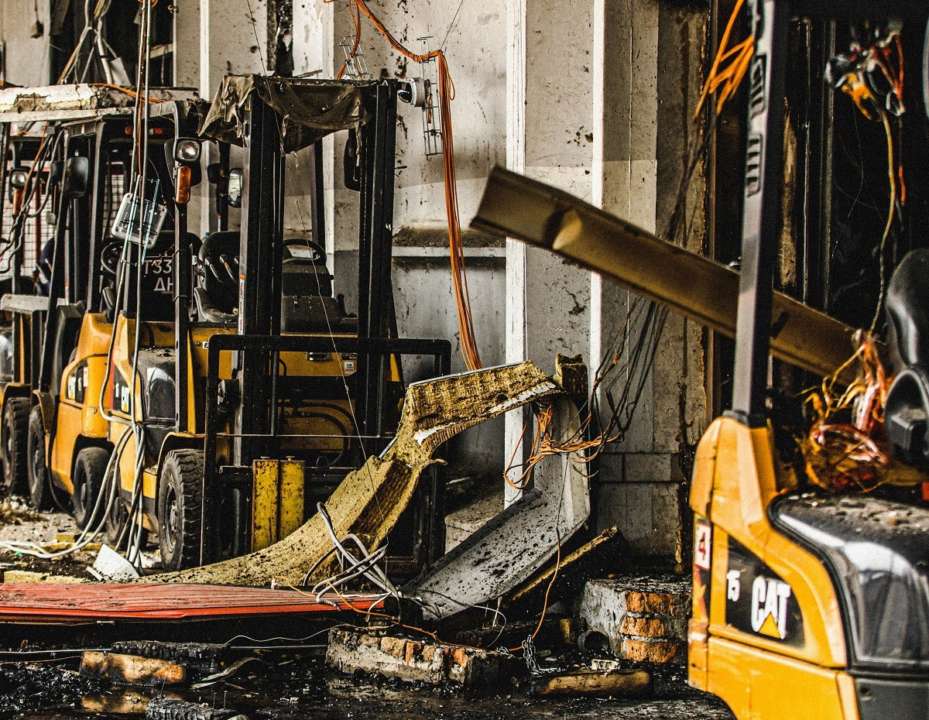 Окупанти атакували депо "Нової пошти" у Дніпрі/Фото: Нова пошта