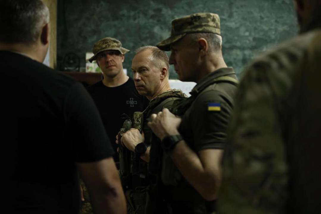 ВСУ оттесняют врага / Фото: Сырский Силы обороны Украины зашли на первую линию обороны врага