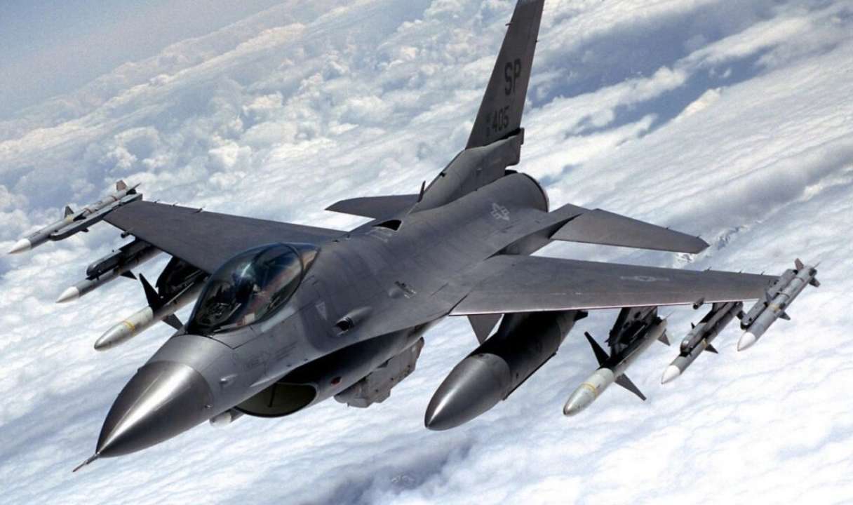 F-16