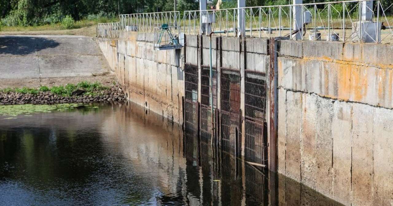 Качество воды в Десне на водозаборе Броваров пришло в норму, на водозаборе Киева ухудшилось/Фото: censor Качество воды в Десне на водозаборе Броваров пришло в норму, на водозаборе Киева ухудшилось