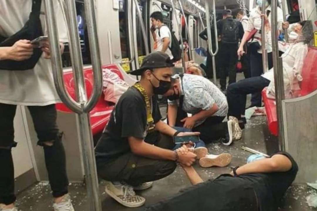 Столкновение поездов метро в Малайзии: пострадали сотни людей