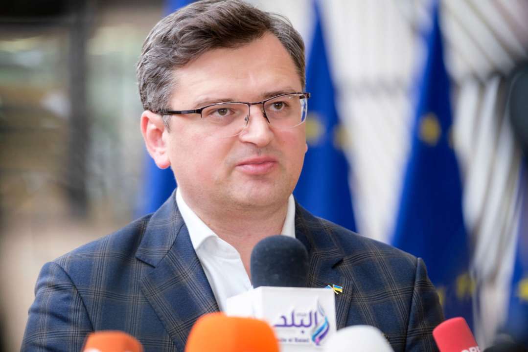 Кулеба считает, что зимой россияне могут возобновить масштабное наступление/Фото: Thierry Monasse/Getty Images Министр иностранных дел Украины Дмитрий Кулеба