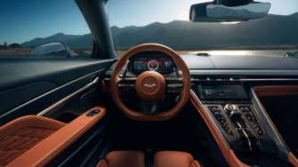 Фото: Aston Martin Потужно, красиво, дорого: Aston Martin представила шикарний "супертурер" DB12