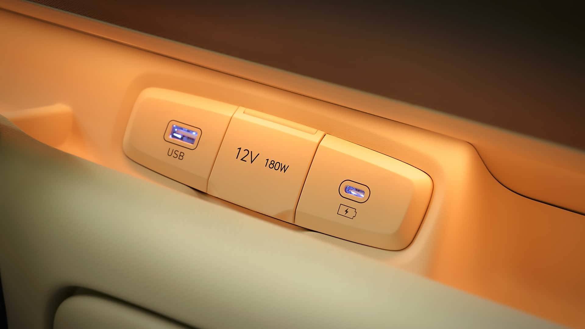 Фото: Hyundai Маленький кросовер з великими можливостями: представлено бюджетний Hyundai Inster