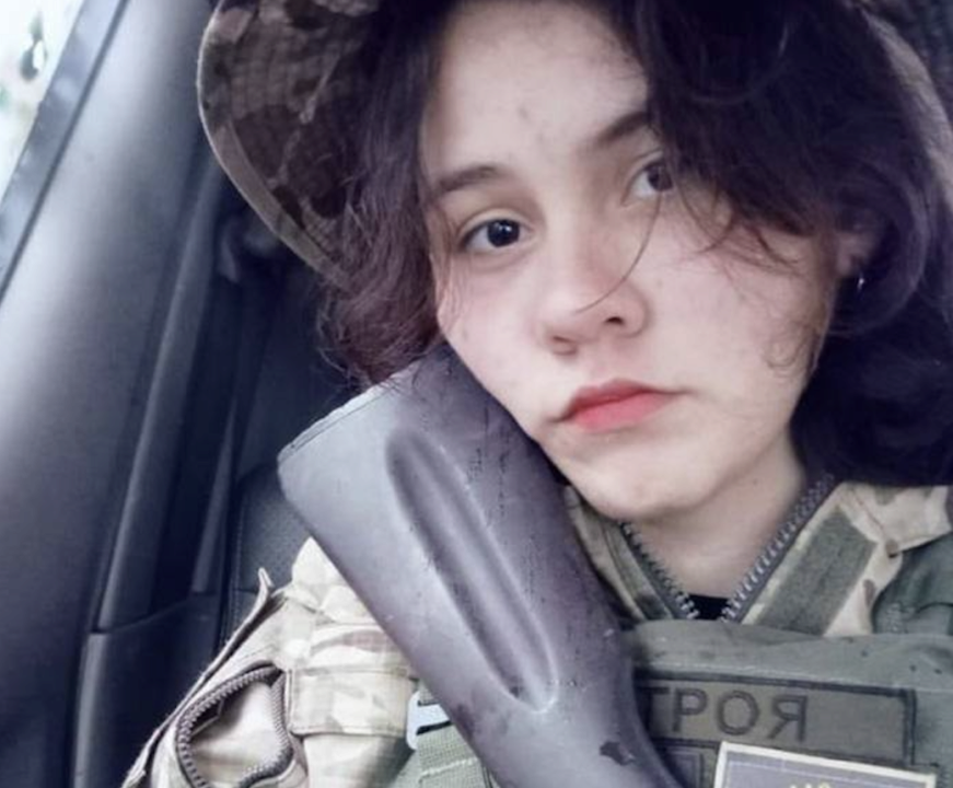 На фронте погибла 22-летняя медик На фронте погибла 22-летняя медик Анастасия "Троя" Марьянчук, которая эвакуировала раненых
