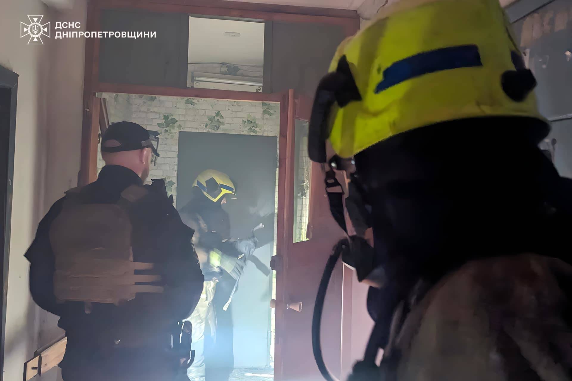 В Кривом Роге в результате взрыва бытового газа пострадали 7 человек/Фото: ГСЧС В Кривом Роге в результате взрыва бытового газа пострадали 7 человек/Фото: ГСЧС