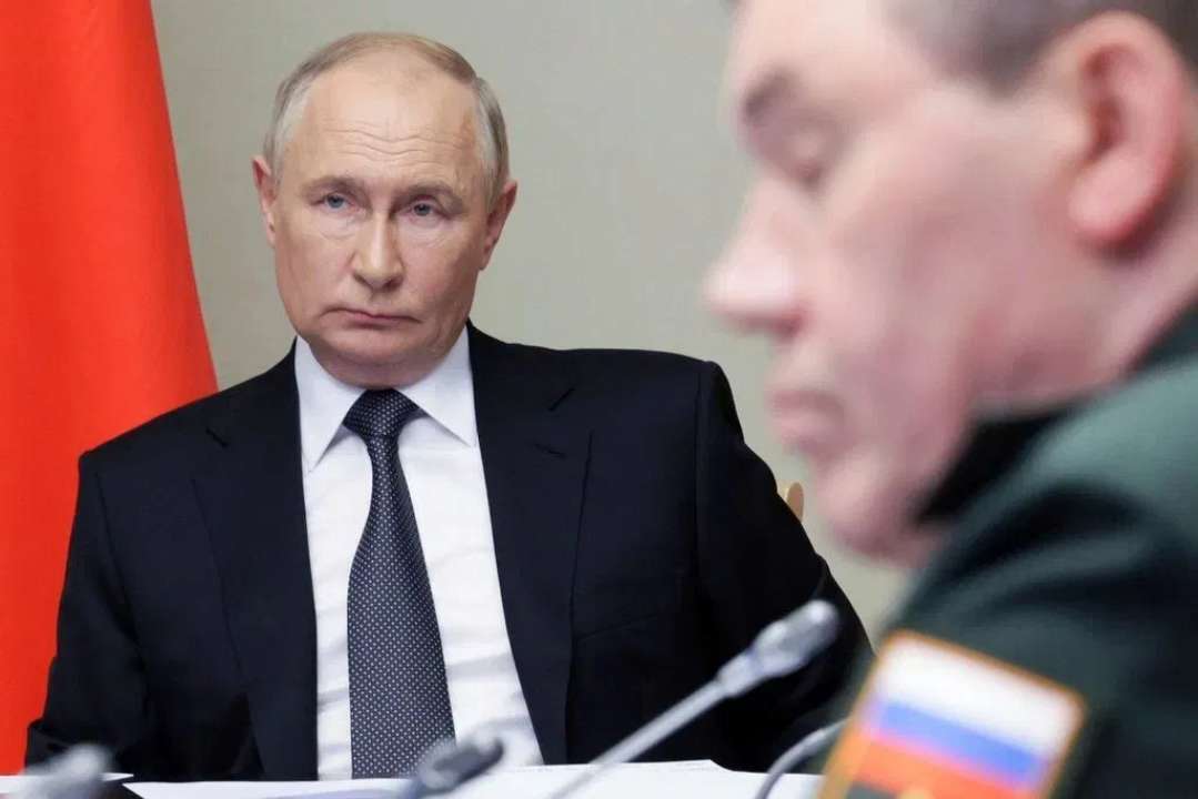 Путин собрал совещание с высшими должностными лицами безопасности и обороны по ситуации в приграничных регионах / Фото: Associated Press Владимир Путин