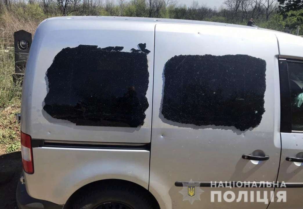 На Донбасі від вибуху на кладовищі загинув мирний житель