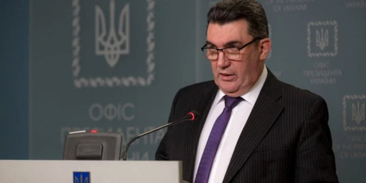 Данілов заявив, що Україна не повинна погоджувати звільнення своїх територій/Фото: скріншот