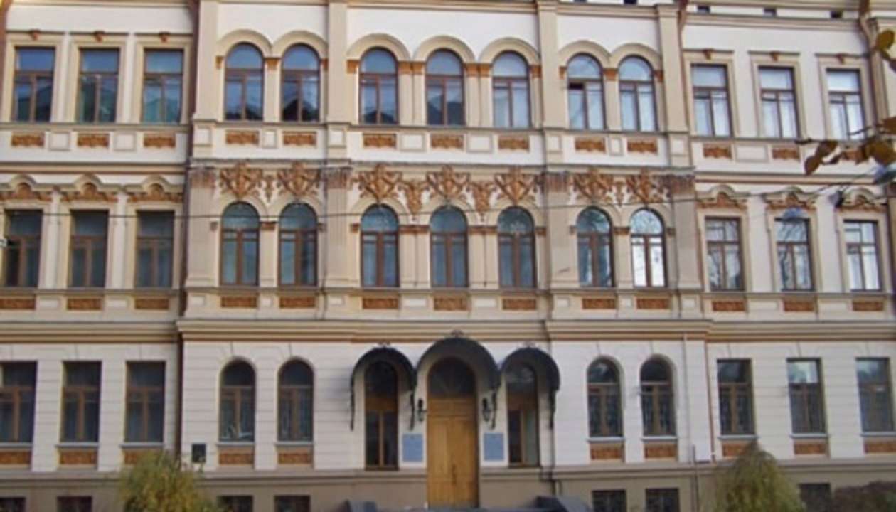 Мінкульт наполягає на відновленні електропостачання для творчих майстерень київських художників