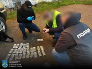 СБУ і Нацполіція затримали ще 5-х організаторів "ухилянтських схем"/Фото: СБУ, Офіс генпрокурора СБУ і Нацполіція затримали ще 5-х організаторів "ухилянтських схем"/Фото: СБУ, Офіс генпрокурора