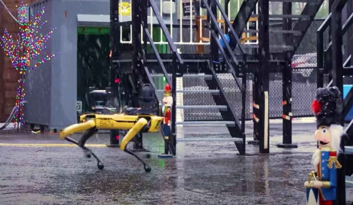 Кадр з відео Boston Dynamics