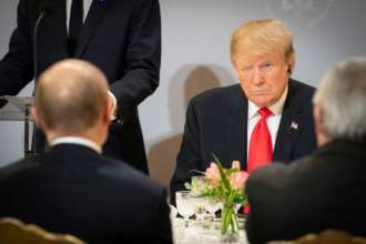 Трамп жорстко звернувся до путіна/Фото: Getty Images Трамп жорстко звернувся до путіна/Фото: Getty Images