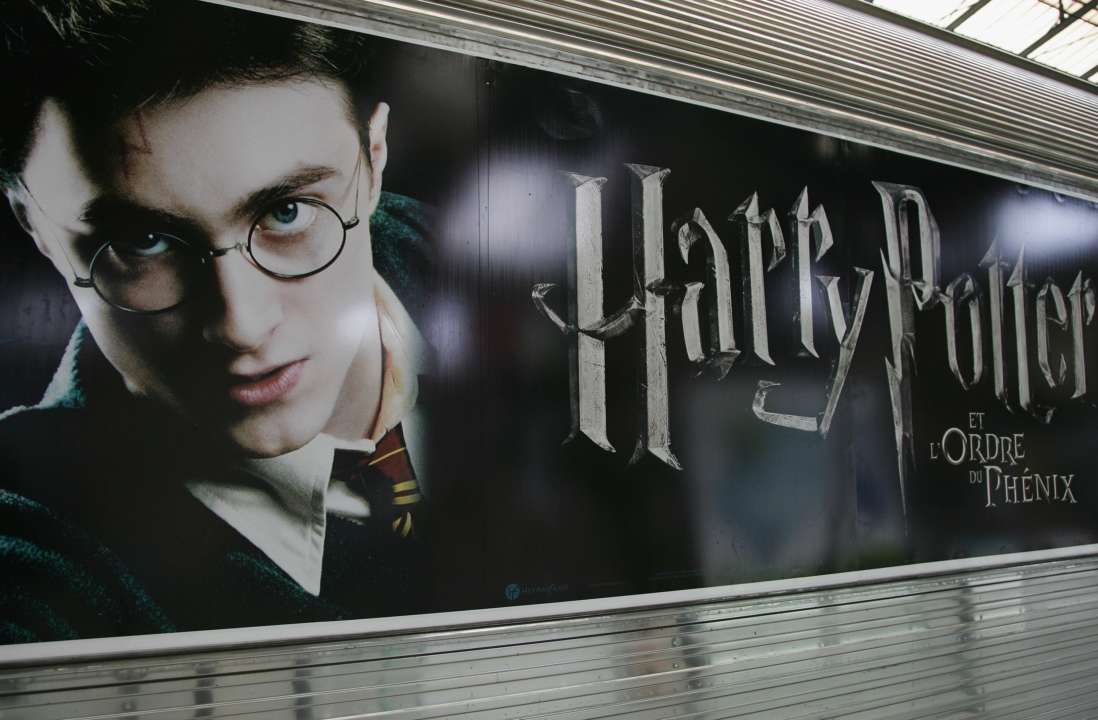 Гарри Поттеру исполнилось 41 год: интересные факты о книге