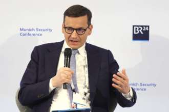 Польша подпишет с Украиной крупнейший за 30 лет контракт на поставку оружия/Фото: Getty Images Матеуш Моравецкий