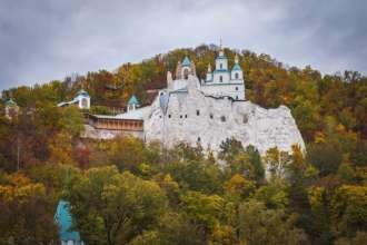 ЗСУ звільнили Святогірськ/Фото: Wikipedia/Автор: Konstantin Brizhnichenko Святогірськ