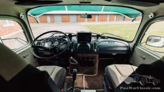 Фото: Postwarclassic.com У Німеччині продають казковий 50-літній кемпер Mercedes. Фото