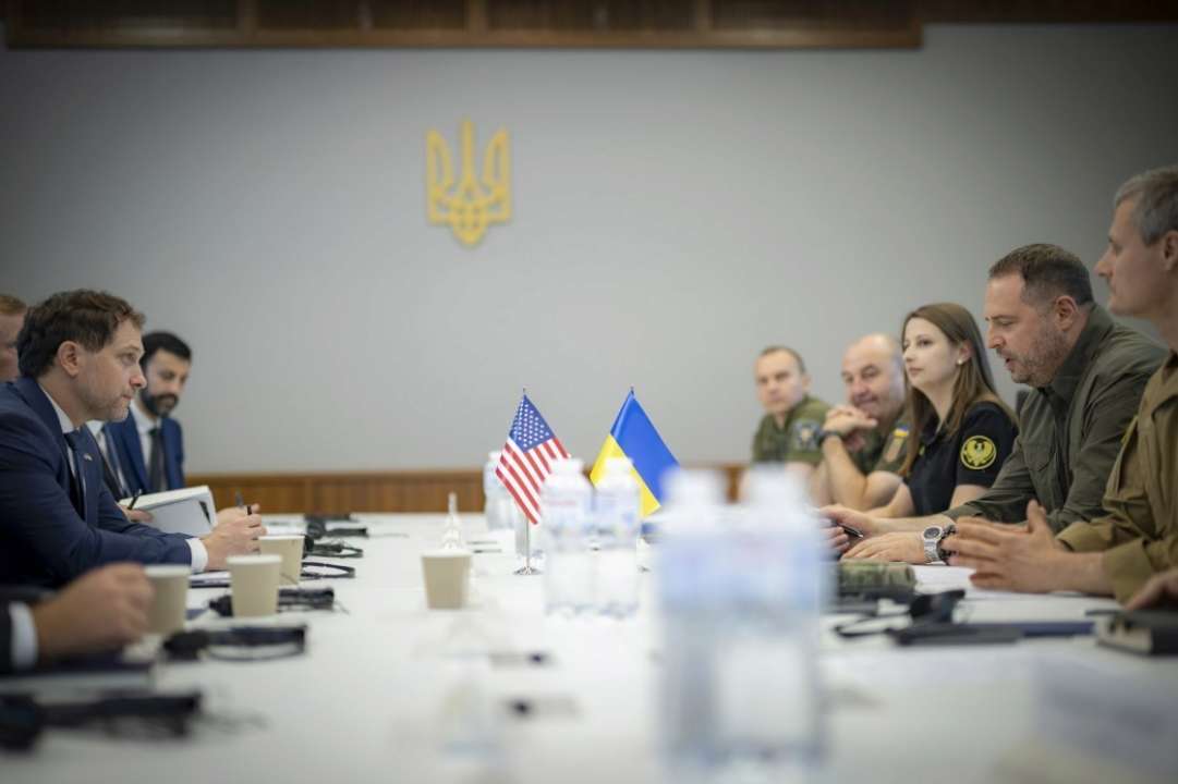 Ермак рассказал американской делегации о регулярных ракетных атаках рф по территории Украины