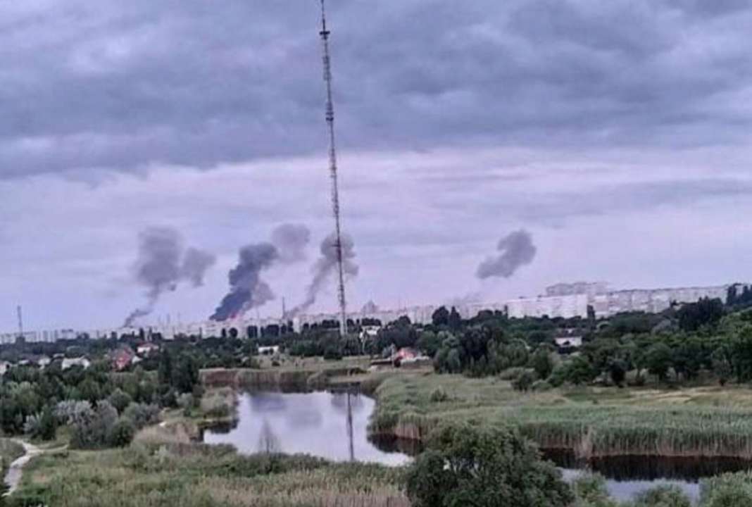 Оккупанты обстреляли ракетами Кременчуг/Фото: t.me/DMYTROLUNIN Оккупанты обстреляли ракетами Кременчуг
