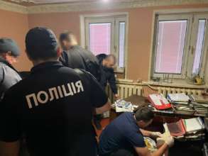 Встановлено роботодавців, підозрюваних у торгівлі людьми/Фото: МВС Встановлено роботодавців, підозрюваних у торгівлі людьми/Фото: МВС