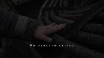 "Недаремно": енергетик Володимир Удовенко присвятив пісню тим, хто щодня бореться за світло/Фото: скрін з відео ДТЕК "Недаремно": енергетик Володимир Удовенко присвятив пісню тим, хто щодня бореться за світло. Відео