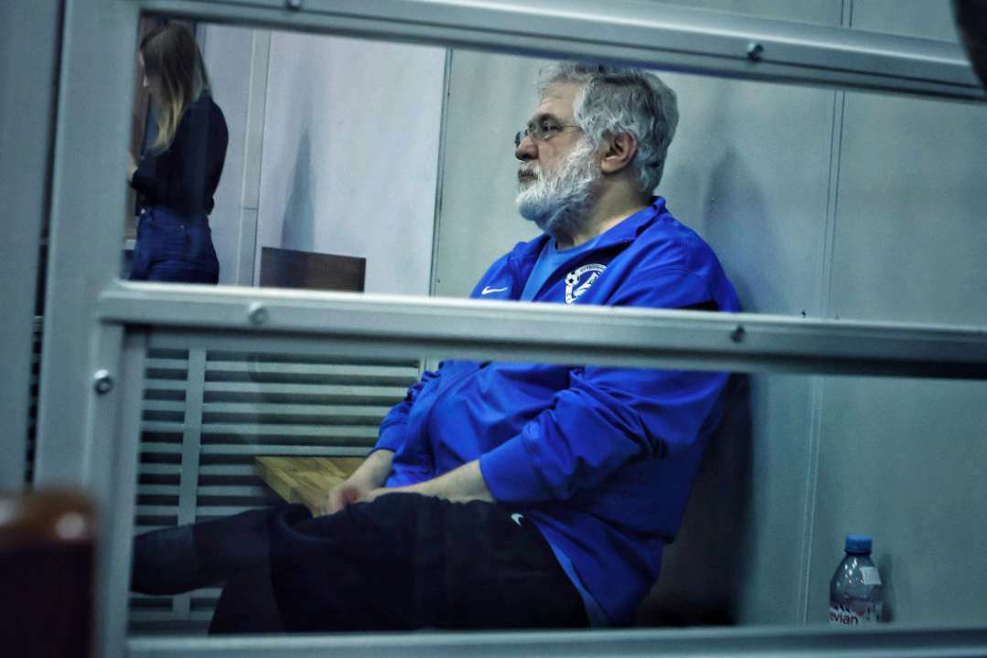 Усі 9 засідань закінчились однаково: суд закрив провадження у справі НАБУ щодо Коломойського