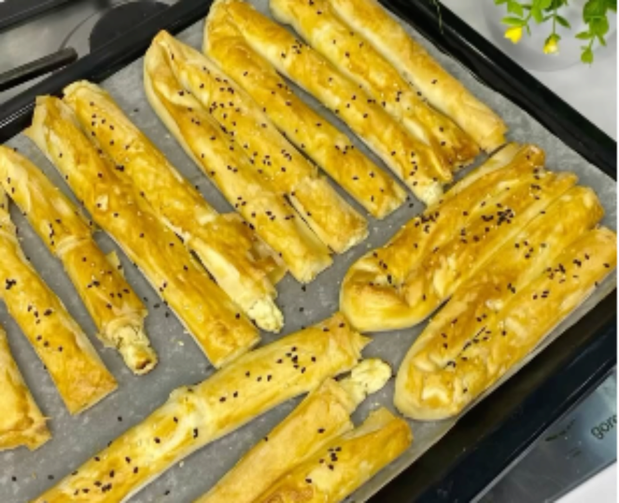 Роллини с сырной начинкой/Фото: diali_cooking Вкуснейшие роллини с сырной начинкой. Видеорецепт