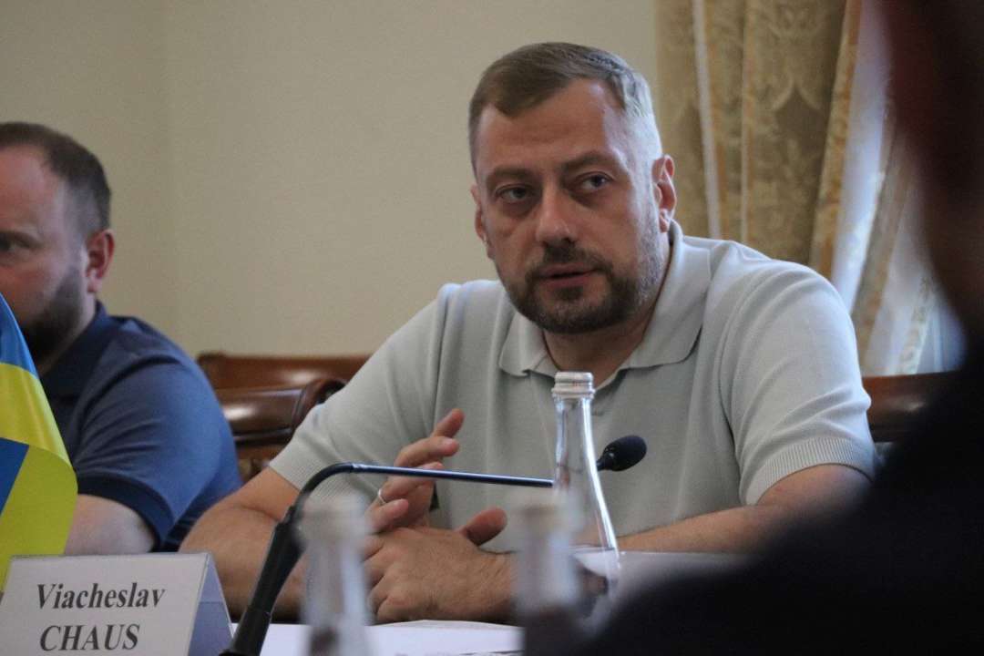 Бывший мэр Чернигова просил главу ОВА Чауса закрыть уголовные производства против него