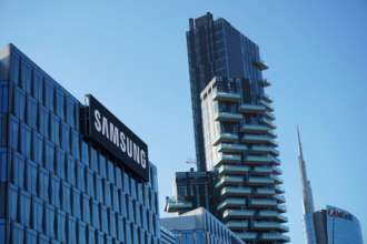 Samsung підтримав Україну Фото: Unsplash/Автор- Babak Samsung не буде постачати техніку до Росії