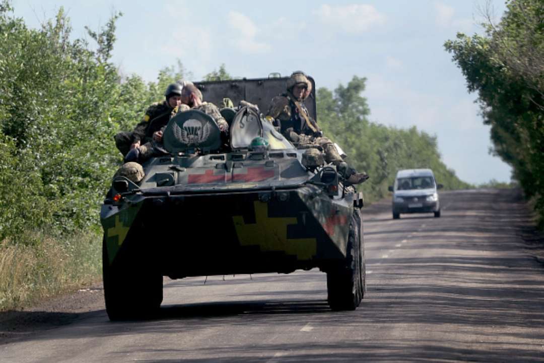 ВСУ взяли под контроль два населенных пункта возле Лимана: карта войны на 28 сентября/Фото: Scott Olson/Getty Images ВСУ взяли в полукольцо оккупантов возле Лимана: актуальная карта войны на 28 сентября