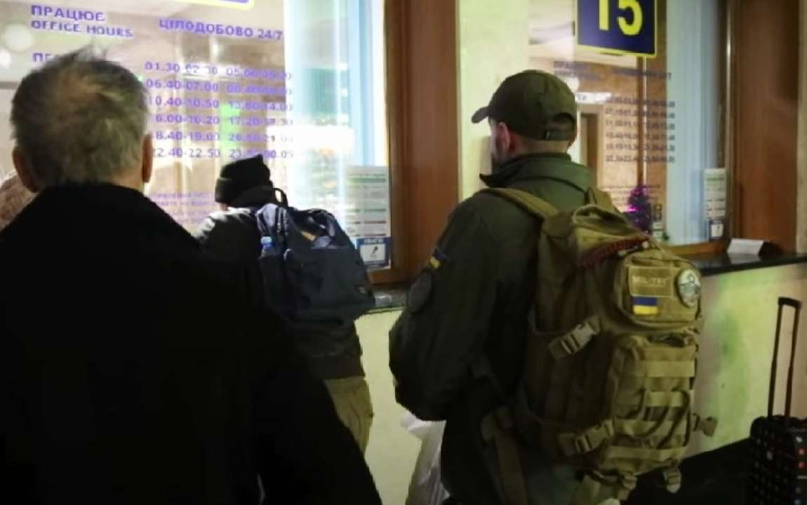 Как военные могут забронировать билеты на поезд, даже если их нет в продаже
