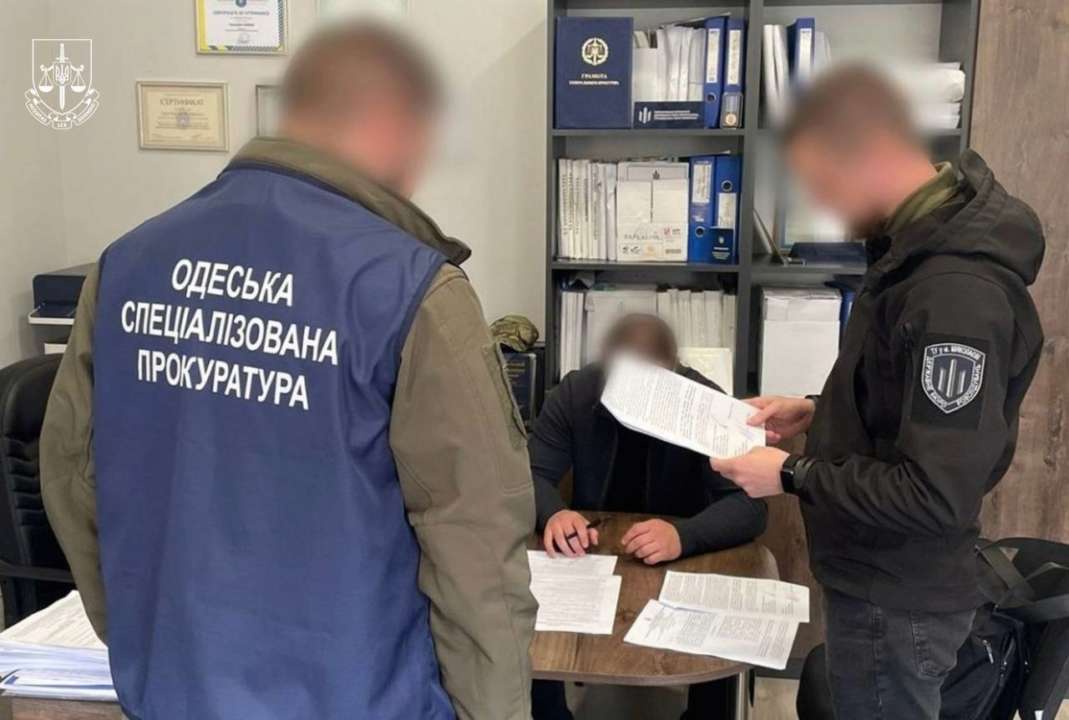 Розстріл патрульного на Вінниччині: викрито військового, який допомагав переховуватись підозрюваним