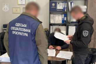 Викрито військовослужбовця, який допомагав переховуватись підозрюваним у розстрілі поліцейських на Вінниччині/Фото: pgo_gov_ua Расстрел патрульного в Винницкой области: разоблачен военный, который помогал скрываться подозреваем