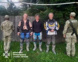 Троє іноземців на мотоциклах перетнули кордон України Троє іноземців на мотоциклах перетнули кордон України