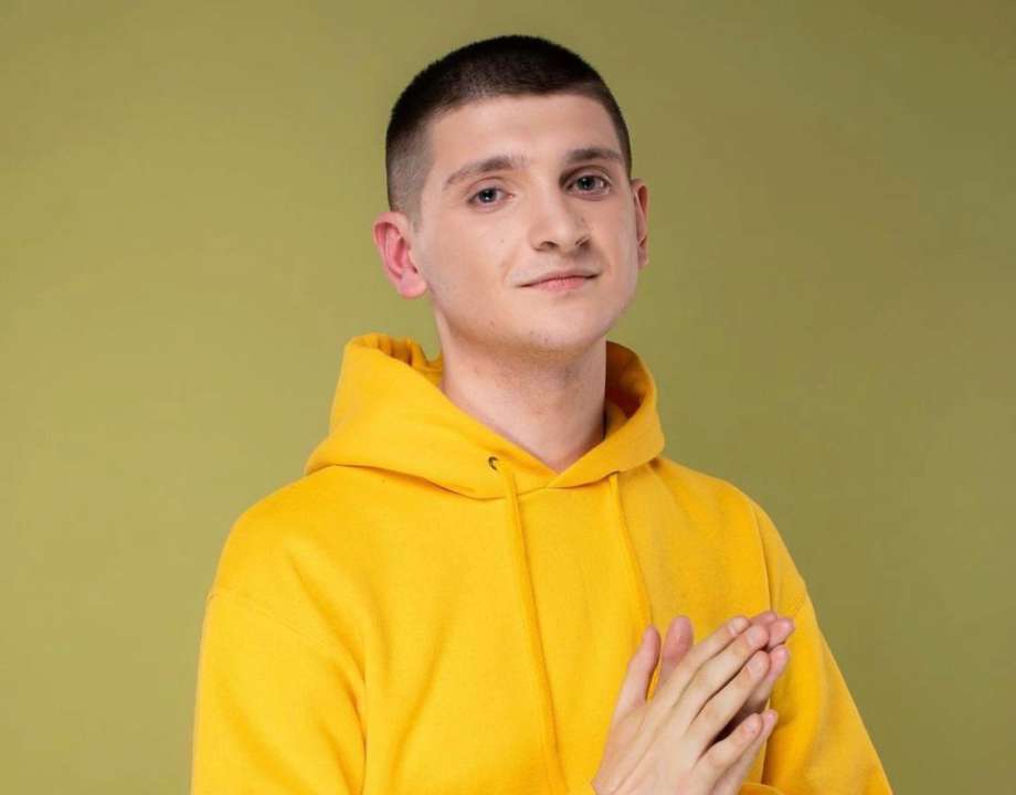 Участник "Голоса страны-12" Валентин Скрипник рассказал о подруге, погибшей во время войны/Фото: Instagram "Она всегда будет в сердцах": участник "Голоса країни-12" потерял подругу во время войны