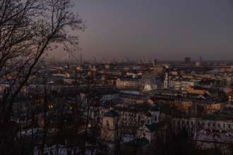 У Києві знову не відключатимуть світло/Фото: Roman Pilipey/Getty Images У Києві завтра не відключатимуть світло, але є нюанс