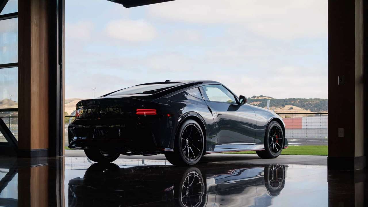 Nissan представила заряджений Z Nismo/Фото: Nissan Nissan Z Nismo