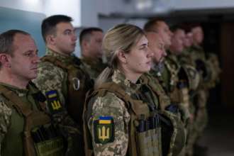 Міністр відвідав позиції Сил оборони на Таврійському напрямку/Фото: ministry_of_defense_ua Південно-східний напрям — дорога в Крим: Умєров відвідав бойові бригади (фото)