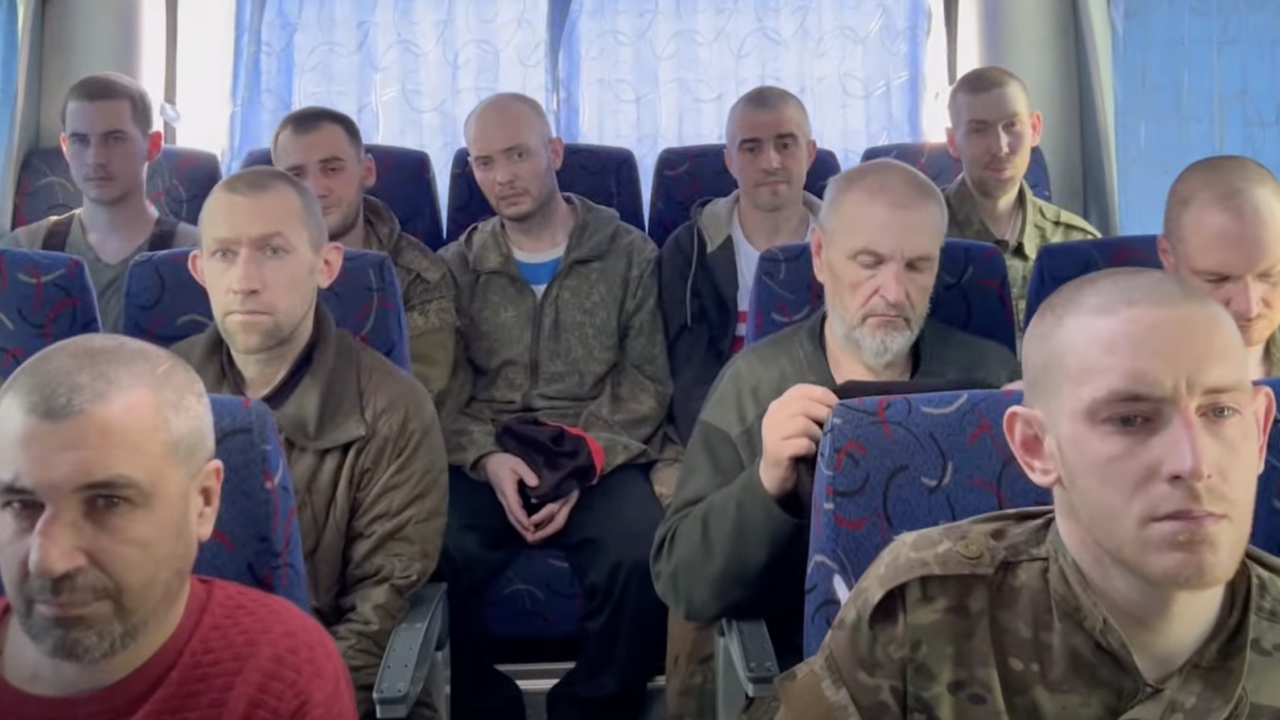 Офіс омбудсмана поспілкувався з російськими військовополоненими/Фото: скрін відео Офіс омбудсмана поспілкувався з російськими військовополоненими. Відео