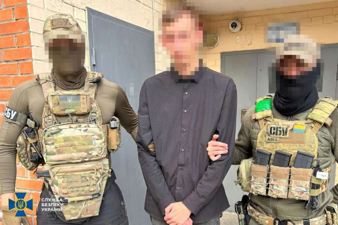 В настоящее время злоумышленник находится под стражей. Ему грозит до 12 лет тюрьмы В настоящее время злоумышленник находится под стражей. Ему грозит до 12 лет тюрьмы