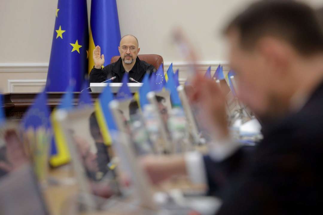 Состоялось очередное заседание Правительства Заседание Правительства 11 октября: КМУ принял решение о продаже государственного пакета акций ОГХК